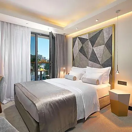 Time Boutique Szálloda 4*