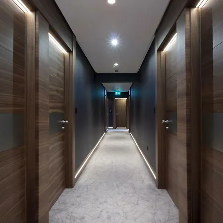 Time Boutique 4*